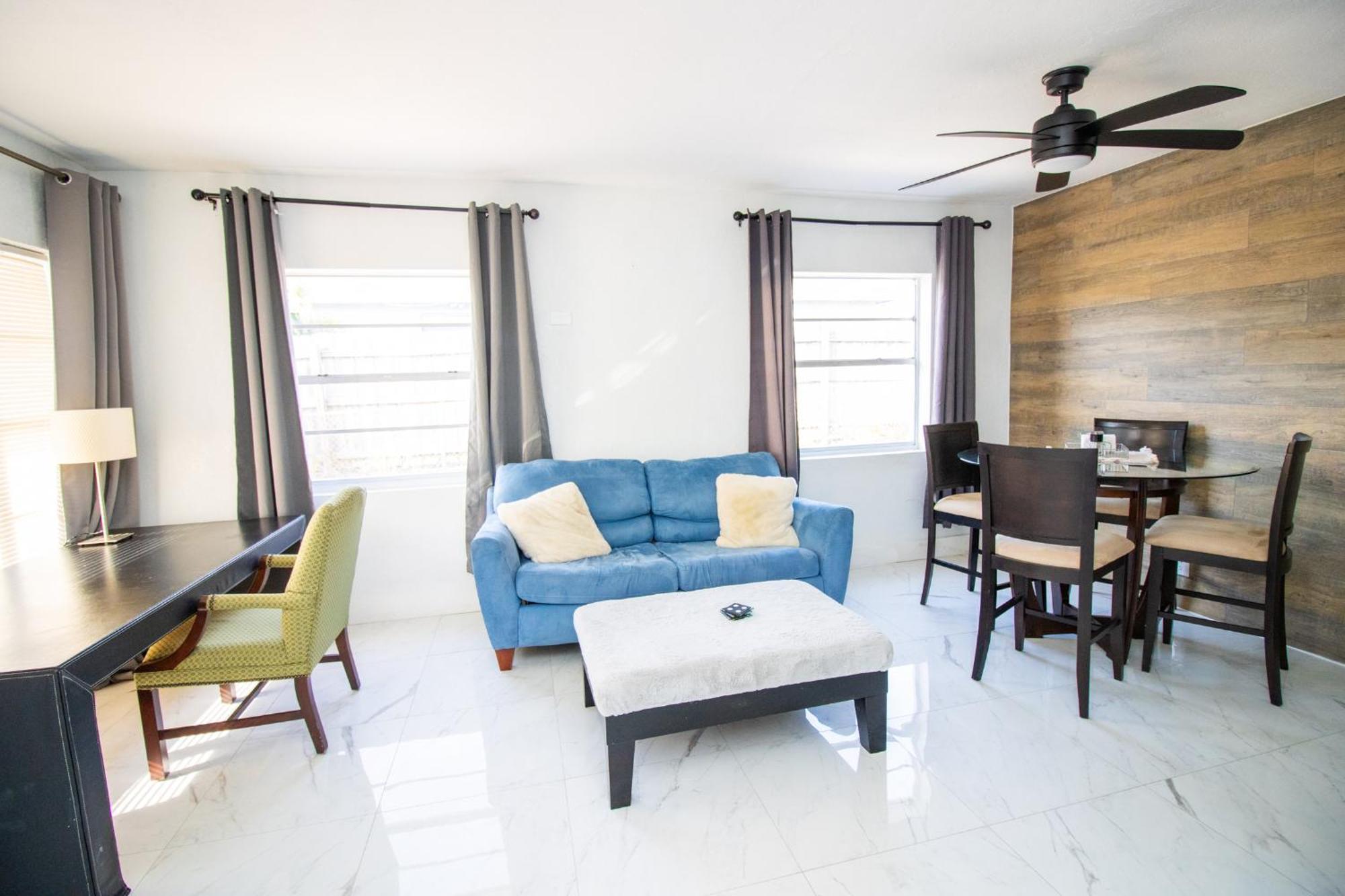 Shared Home - Close To The Beach Riviera Beach Exterior foto